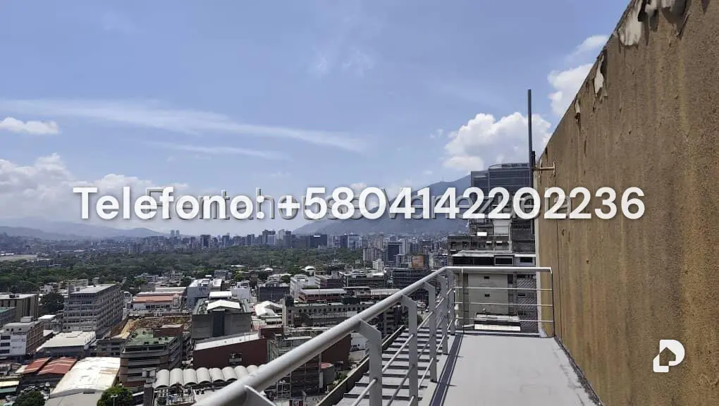 Oficina en Los Cortijos de Lourdes, Caracas – 10