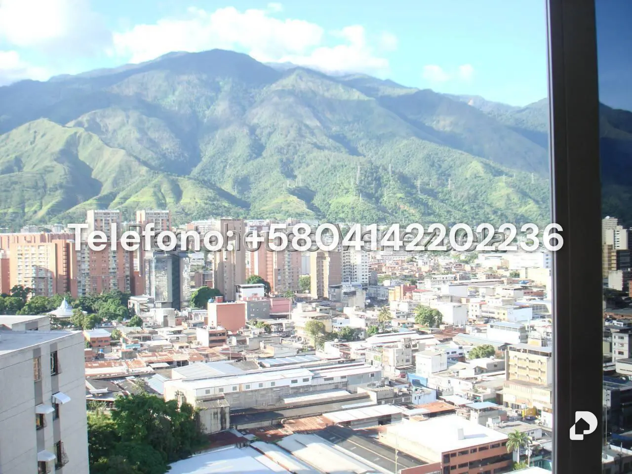 Oficina en Los Cortijos de Lourdes, Caracas – 26