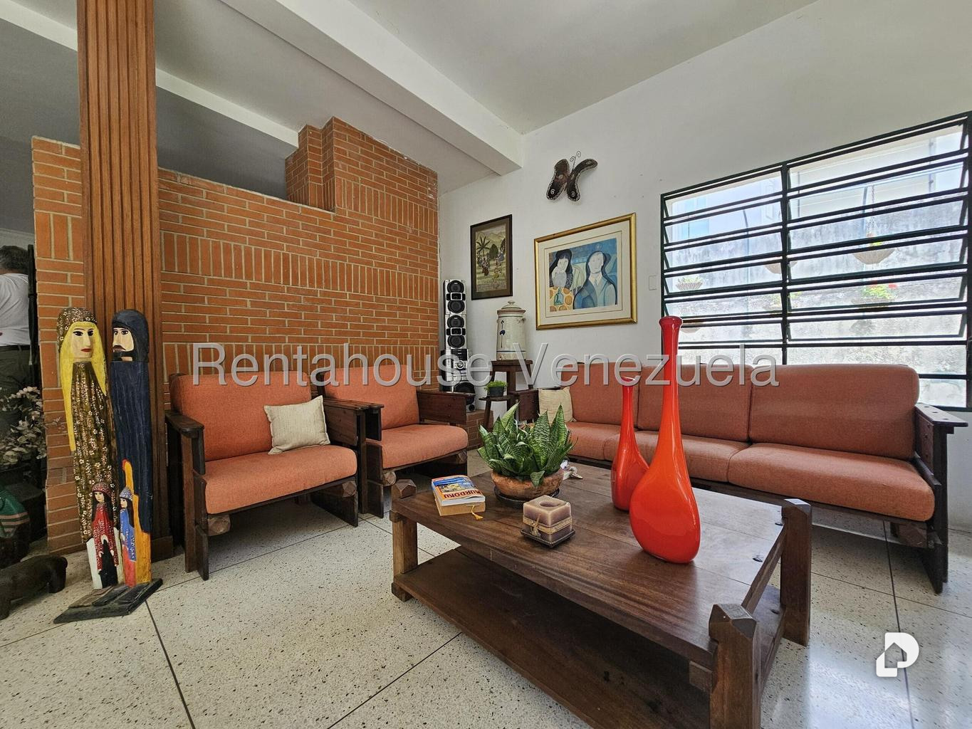 House in San Román, Caracas – 18