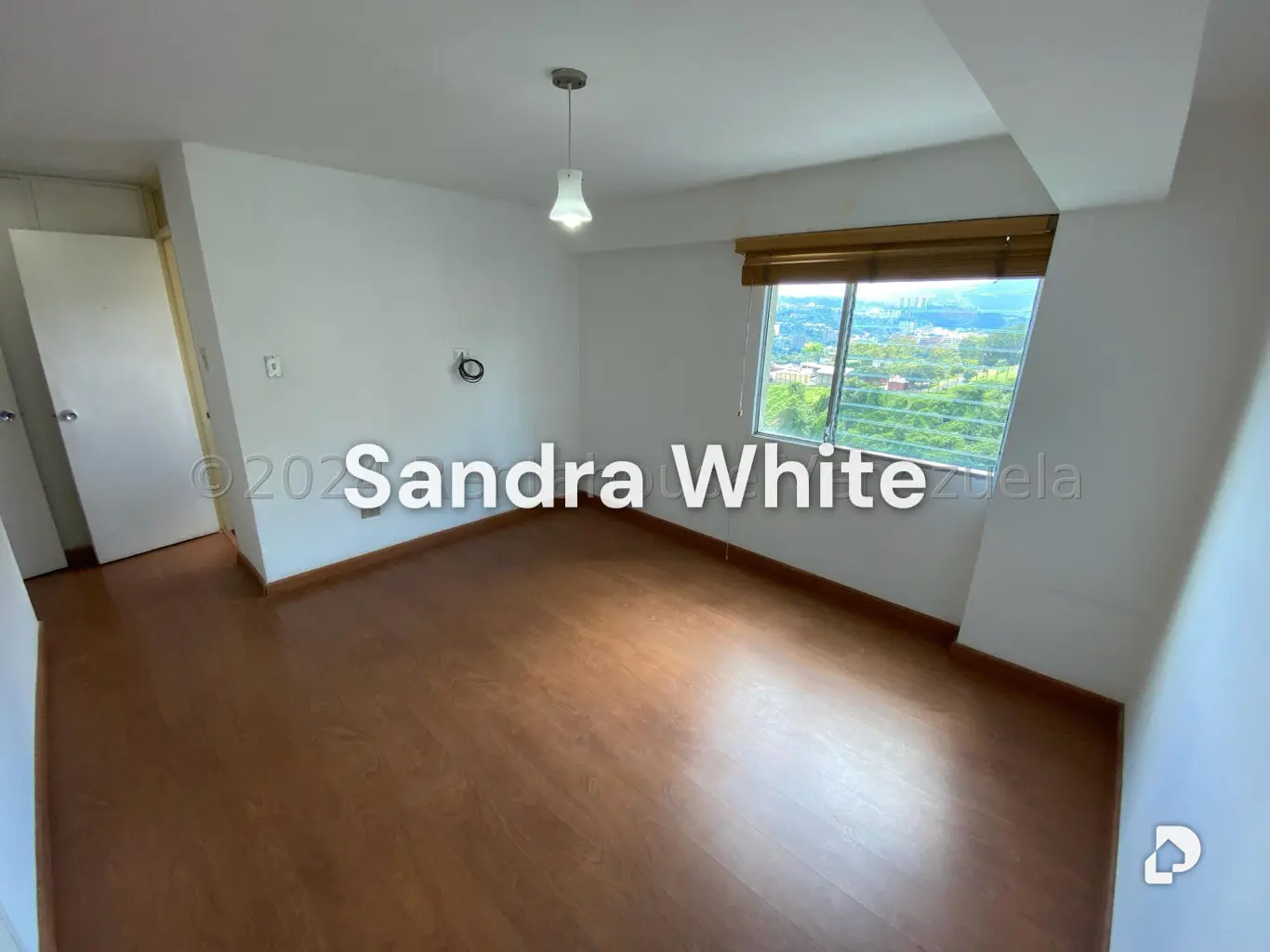 Penthouse en Chulavista. 27-6993, Caracas – 6