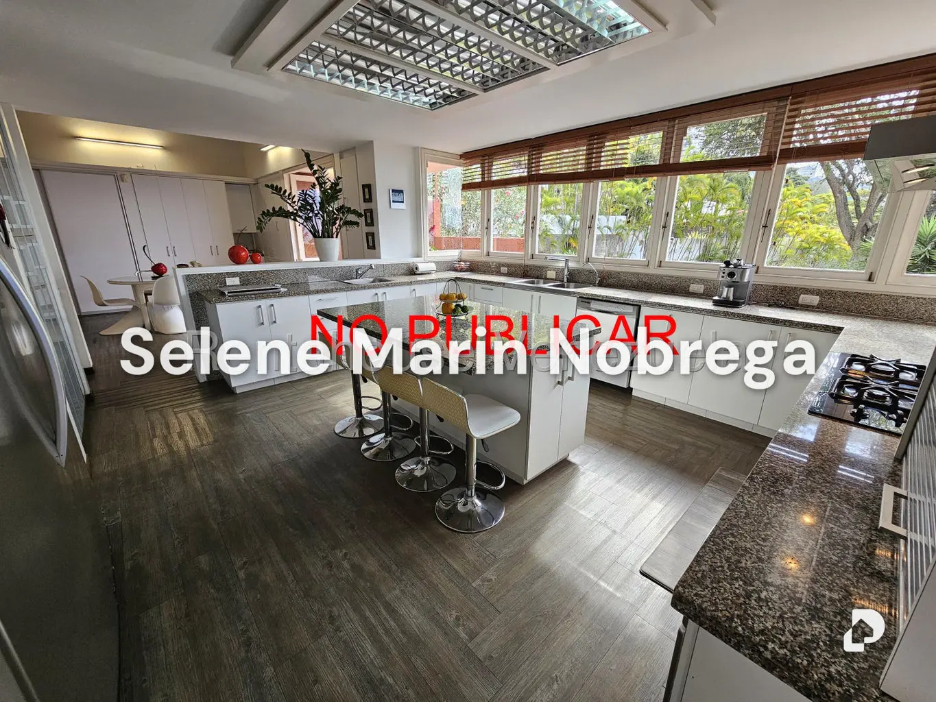 Casa en Alto Hatillo, Caracas – 20