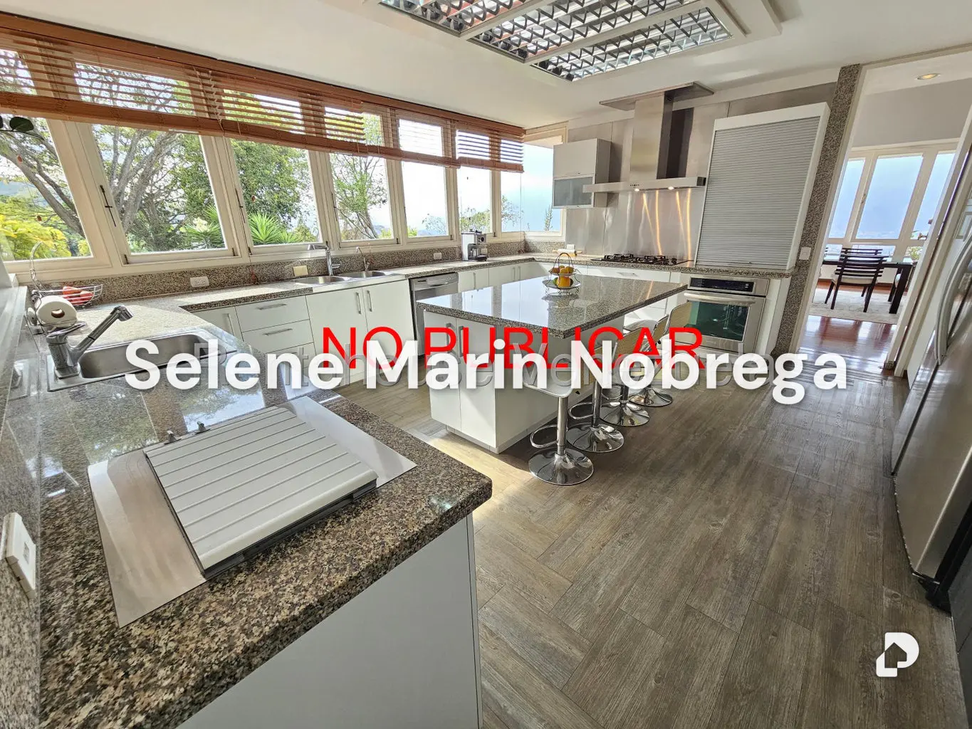 Casa en Alto Hatillo, Caracas – 18