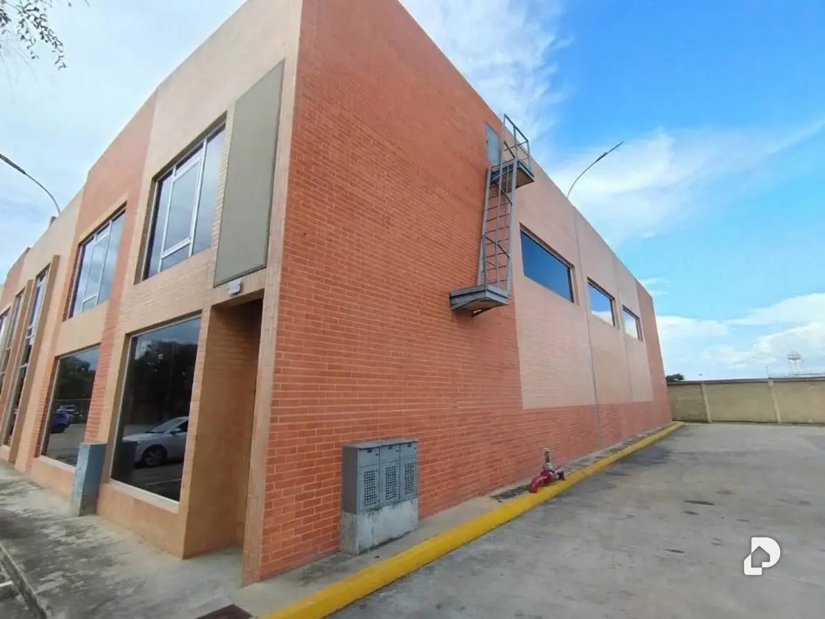 Galpón en Zona Industrial Sur, Valencia – 2