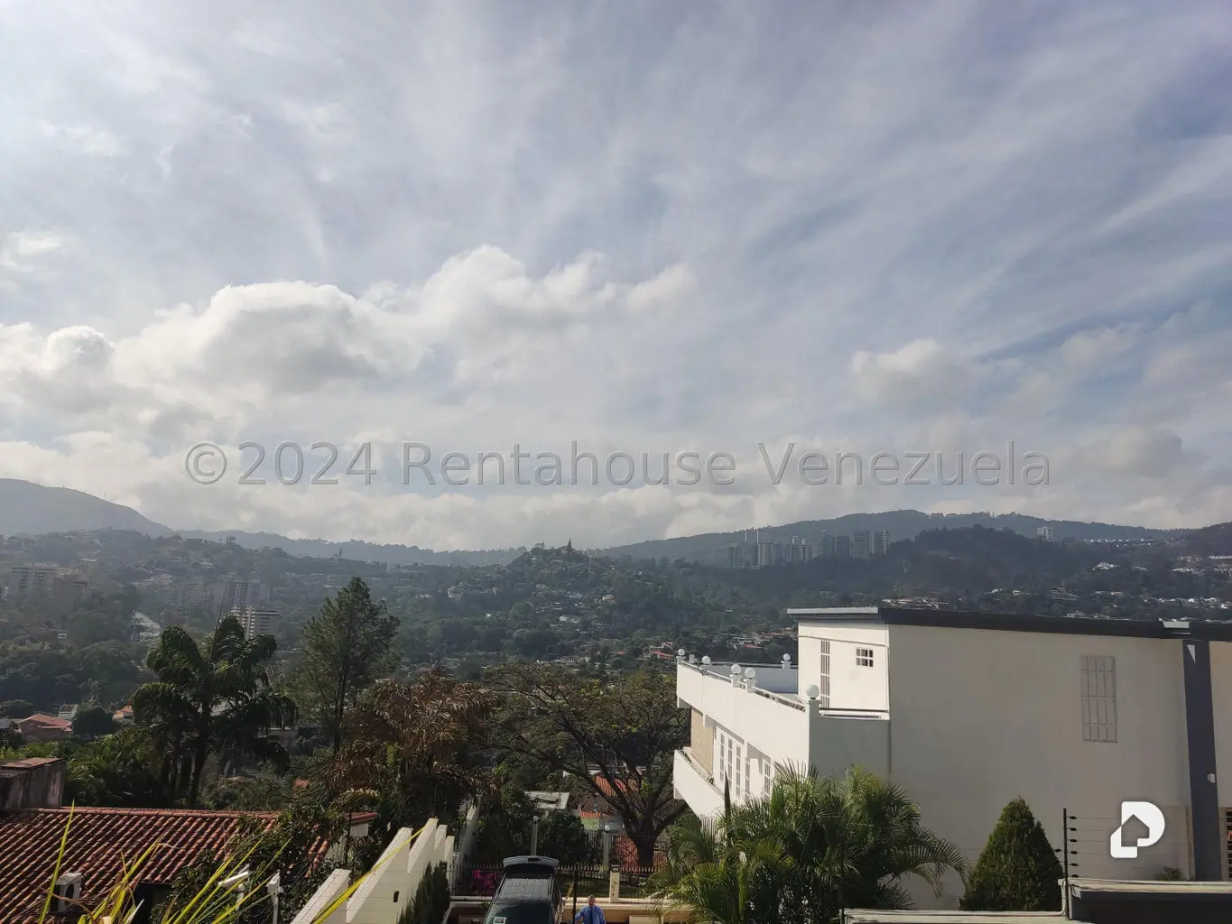 Casa en Prados del Este, Caracas – 23