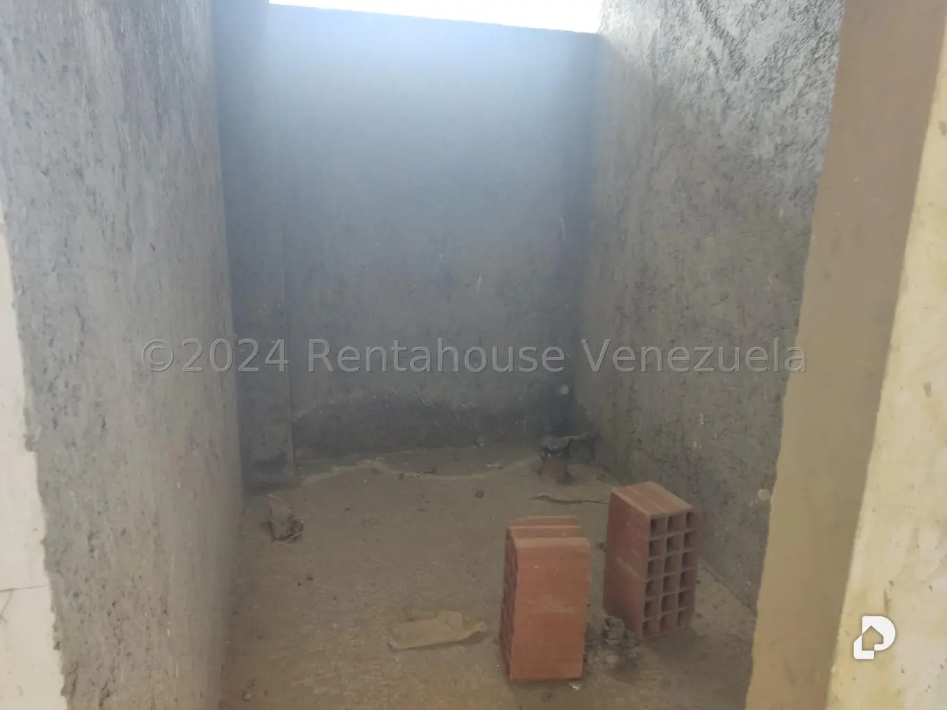 Casa en Prados del Este, Caracas – 29