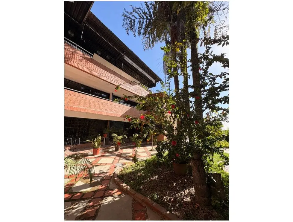 Edificio en Caracas - 1