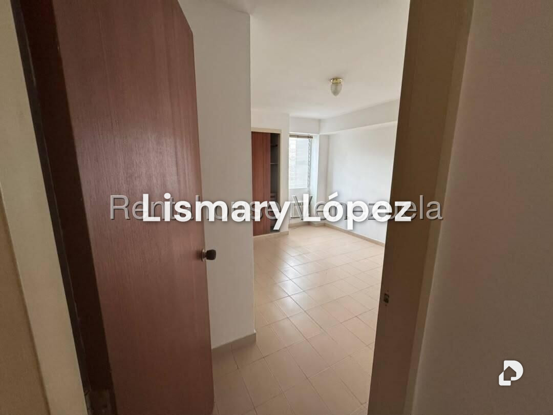 Apartamento en Prados del Este, Caracas – 13