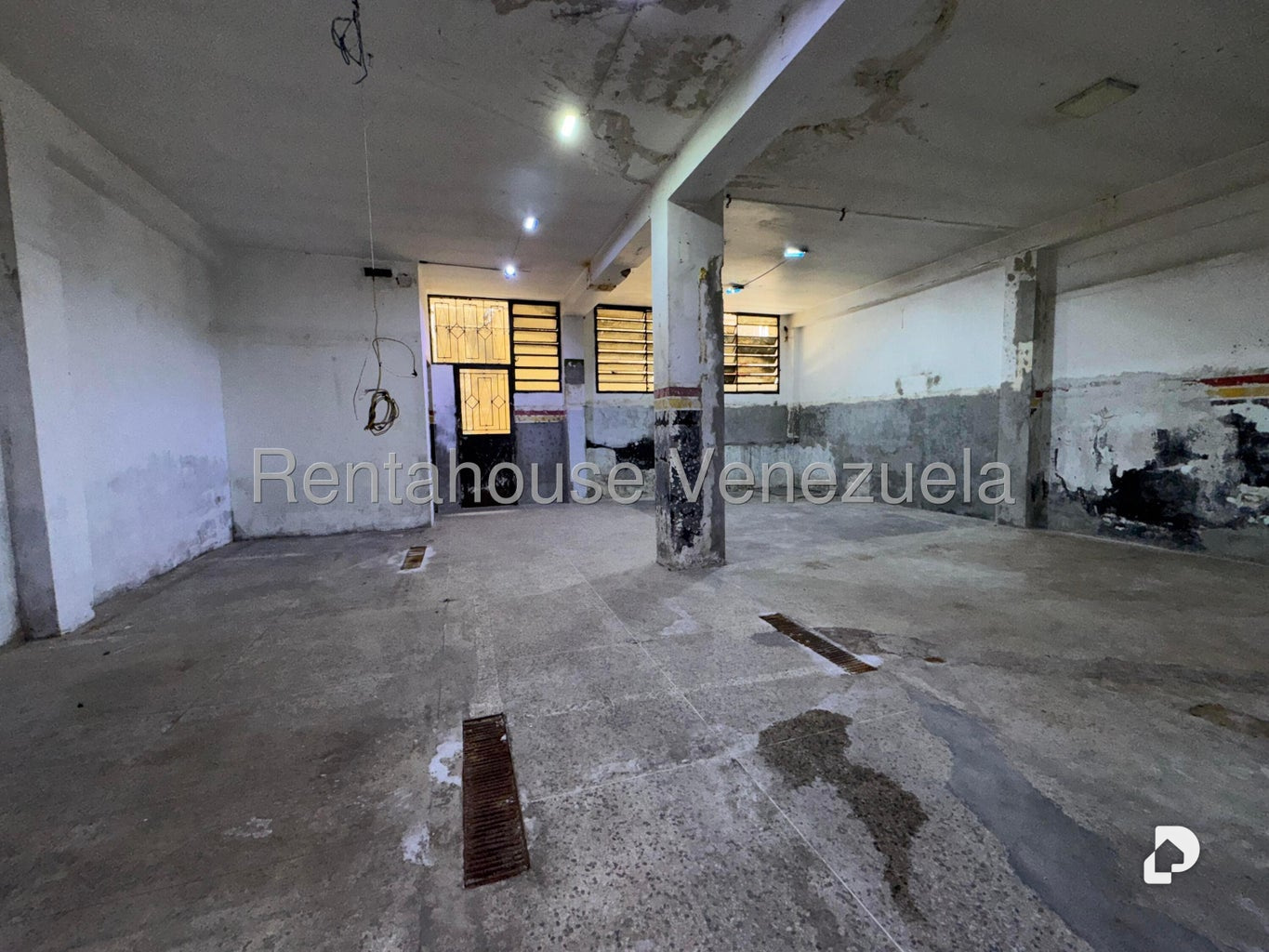 Local comercial en Catia, Caracas – 14