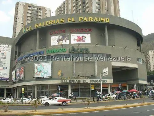 Local comercial en El Paraíso, Caracas - 1