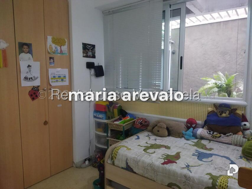 Apartamento en Campo Alegre, Caracas – 24