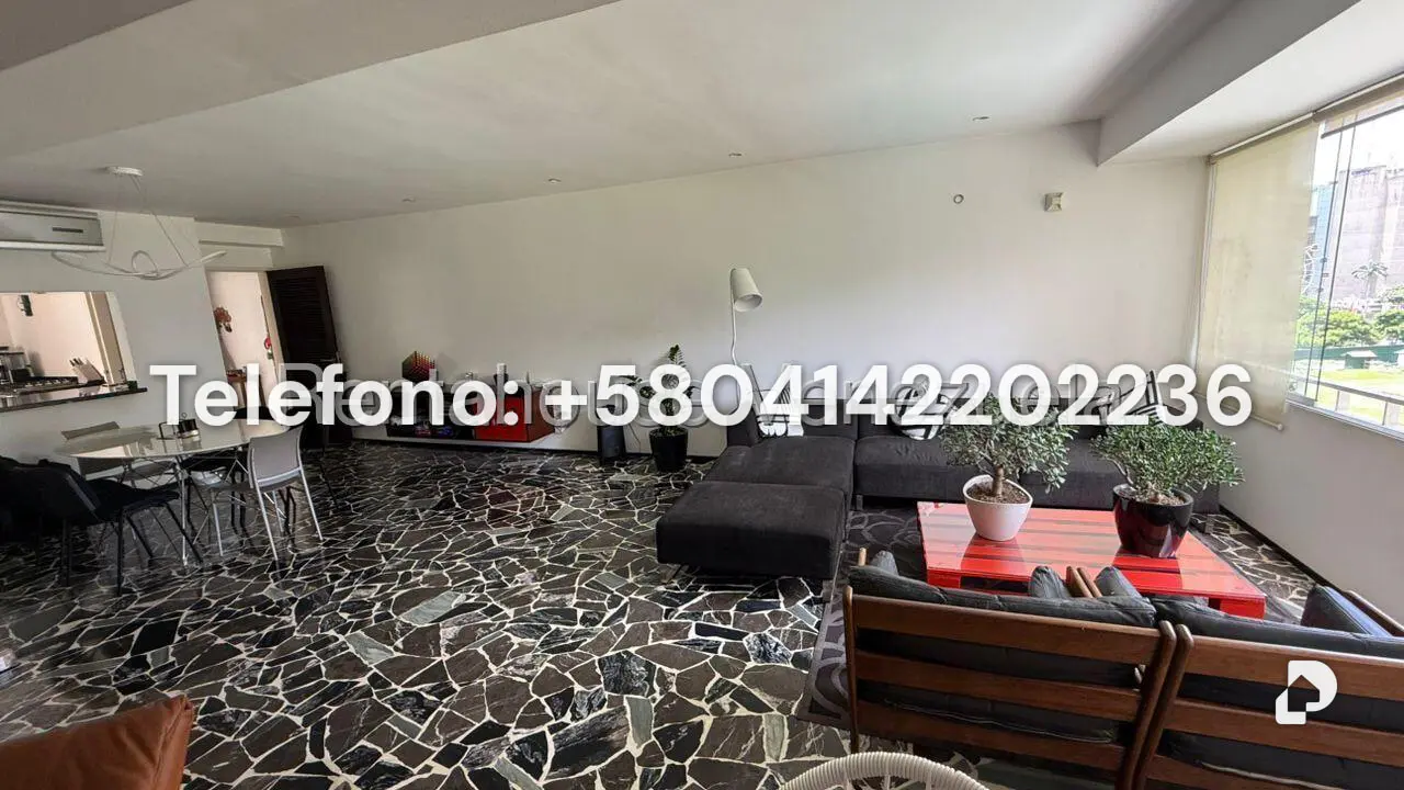 Apartamento en Campo Alegre, Caracas – 11