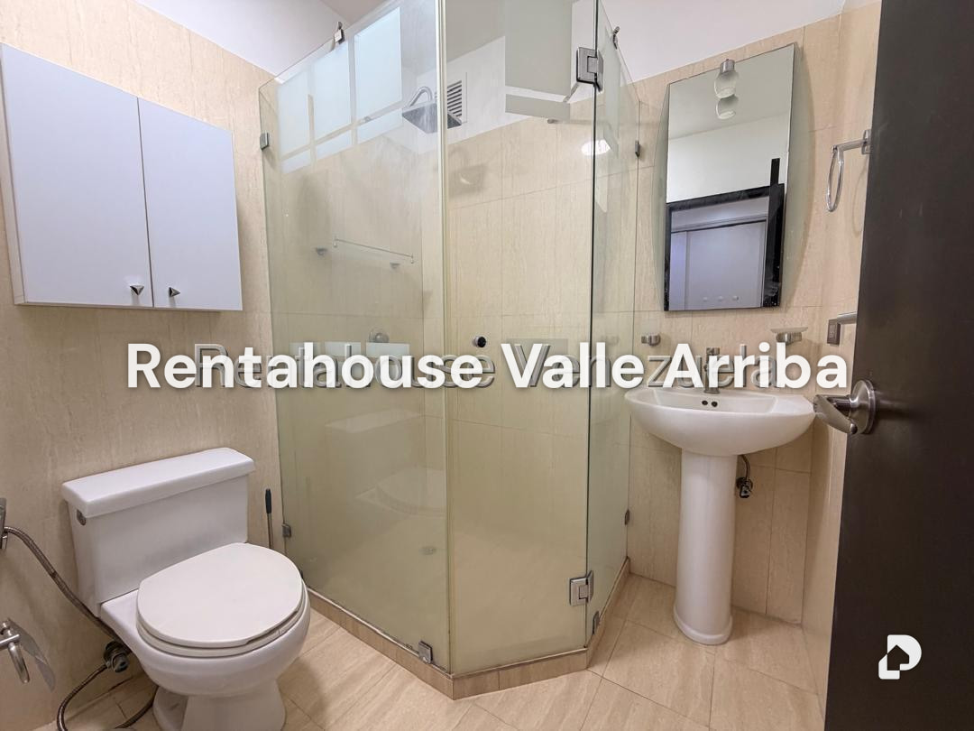 Apartamento en El Rosal, Caracas – 13