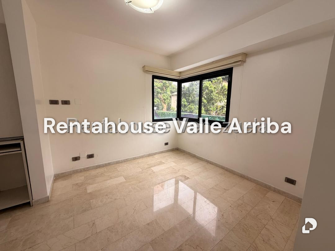 Apartamento en El Rosal, Caracas – 9