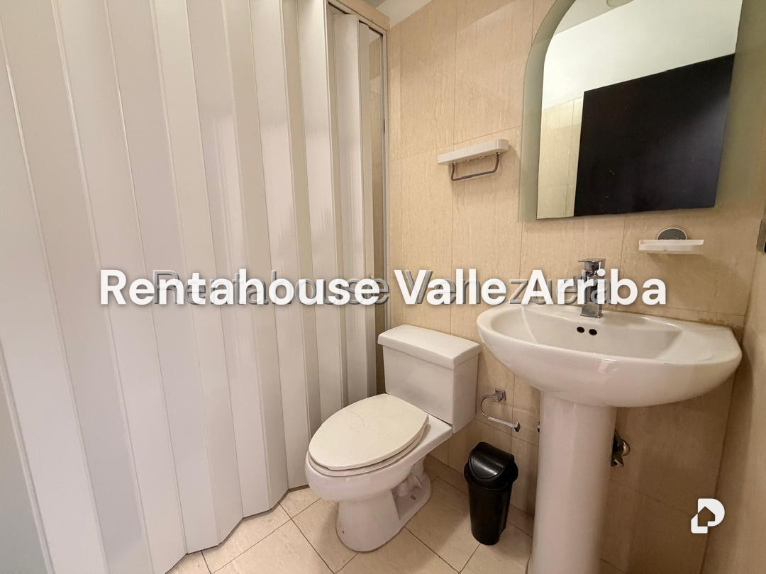 Apartamento en El Rosal, Caracas – 14