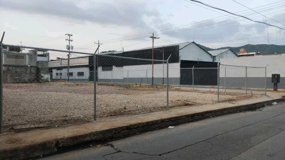 Terreno en Av. Bolívar Norte, Valencia - 1
