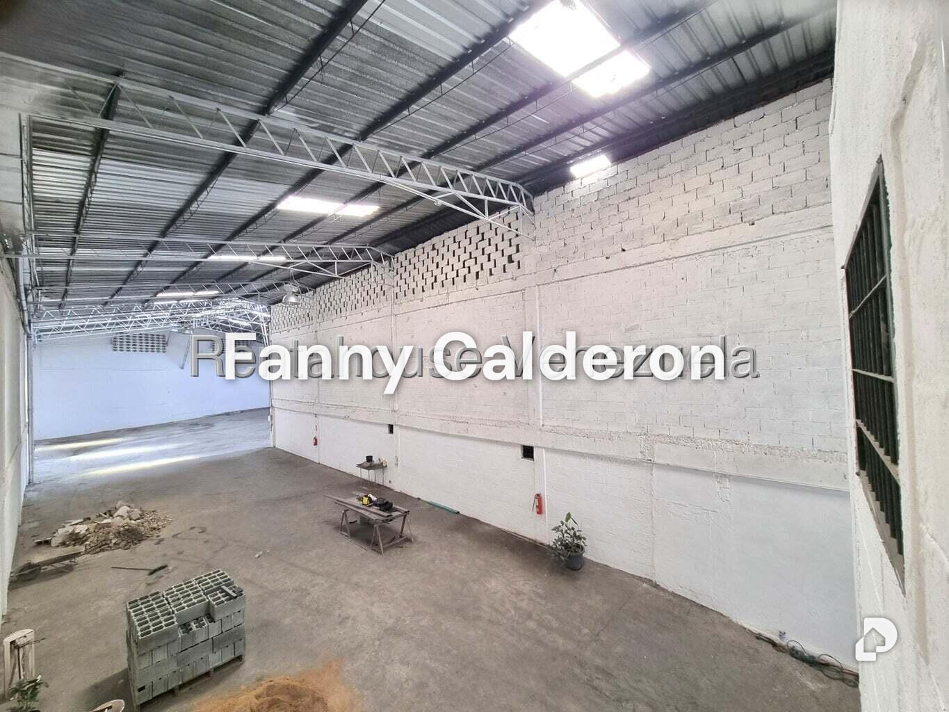 Galpón en La Yaguara, Caracas – 19