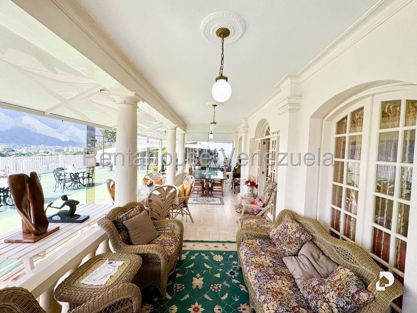 Casa en San Luis, Caracas – 24
