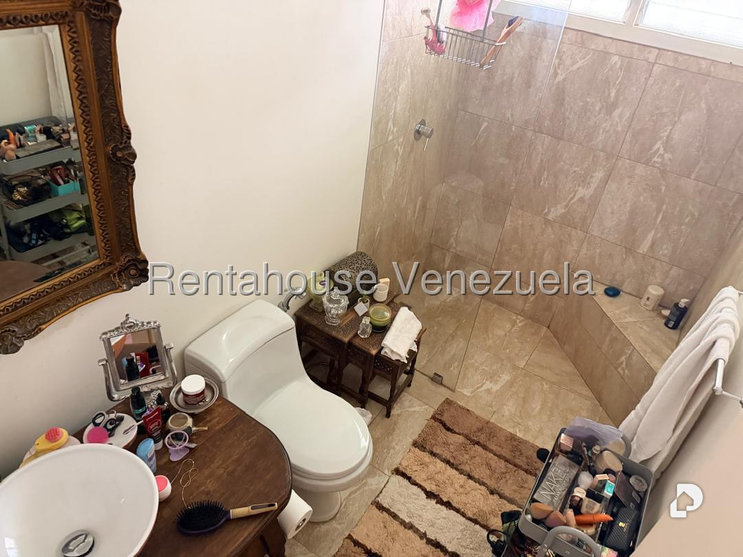 House in El Hatillo, Caracas – 23