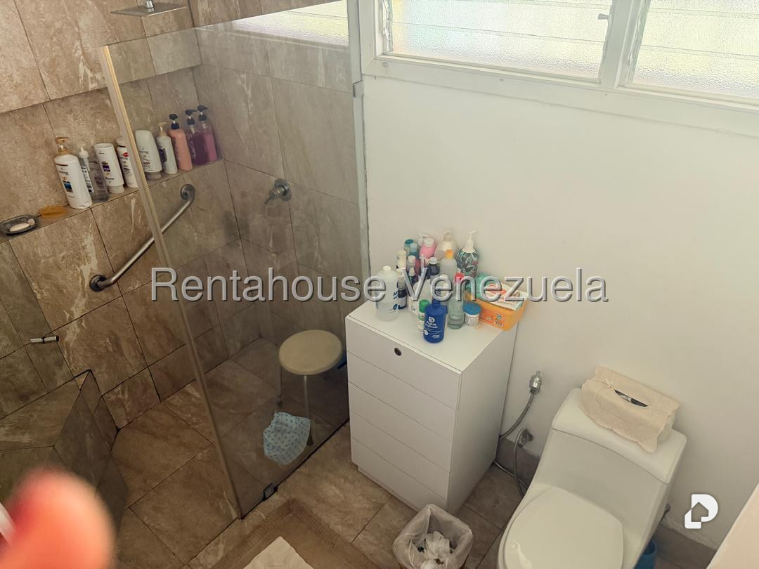 House in El Hatillo, Caracas – 19