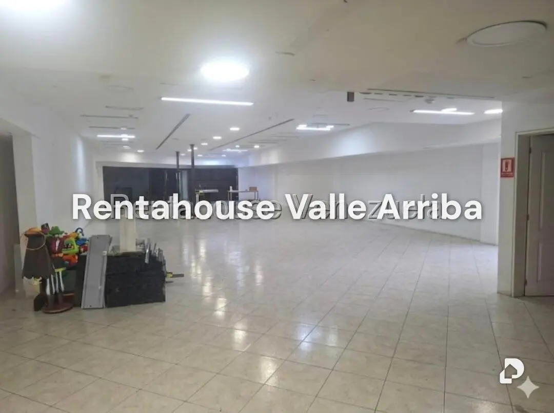 Local comercial en Santa Fe Norte, Caracas – 5