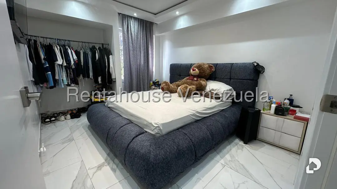 Apartamento en El Paraíso, Caracas – 17