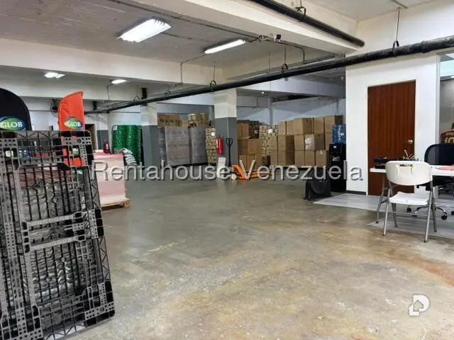 Local comercial en Boleíta Sur, Caracas – 13