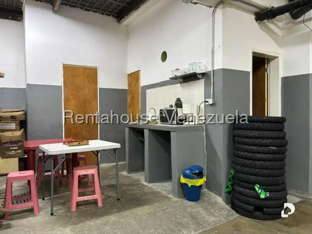 Local comercial en Boleíta Sur, Caracas – 9
