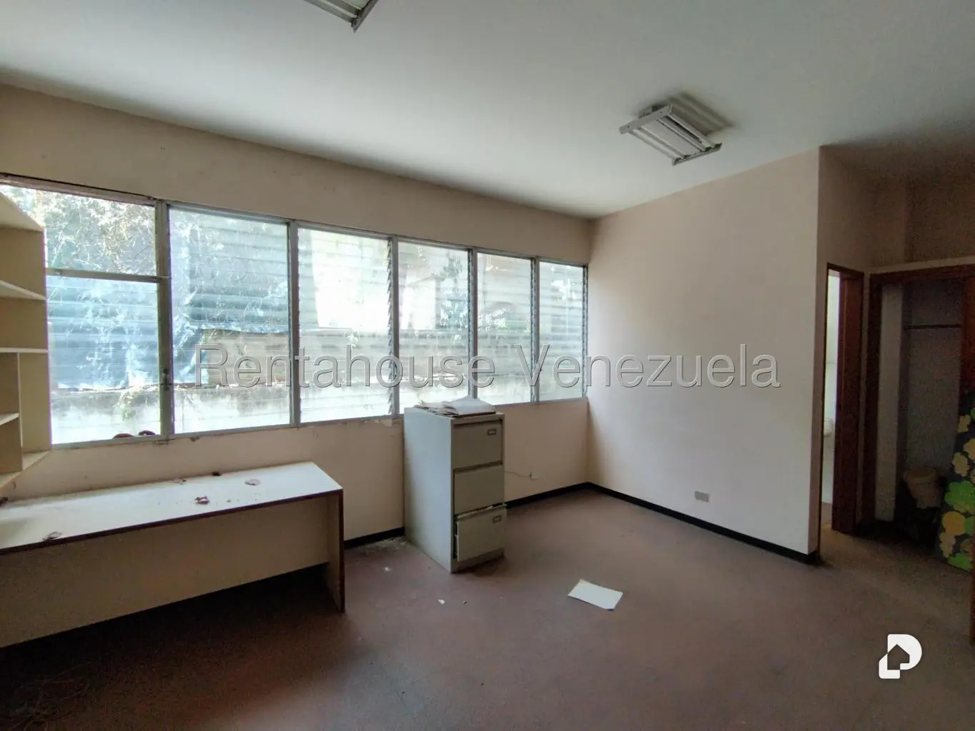 Local comercial en Alta Florida, Caracas – 27