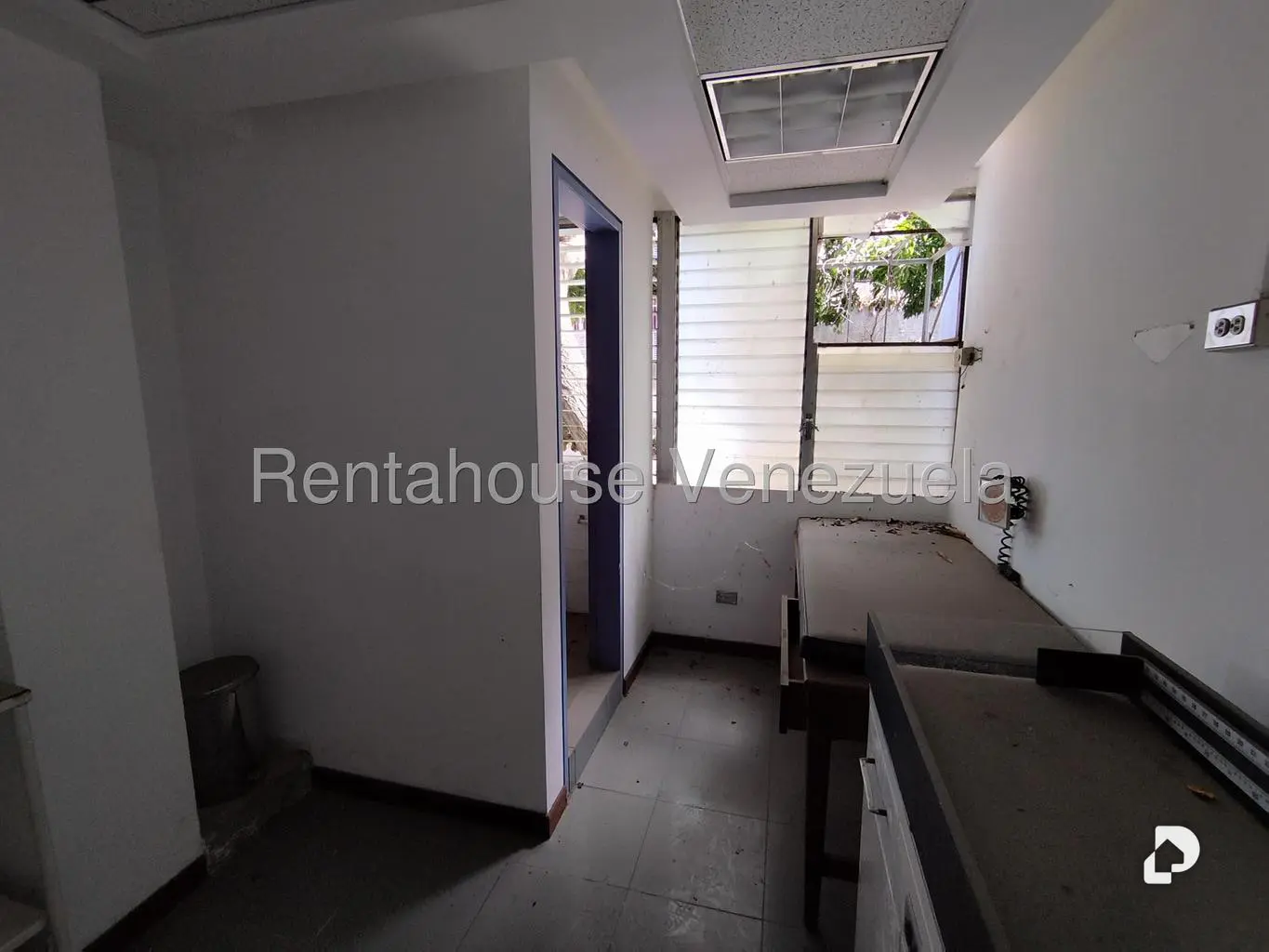 Local comercial en Alta Florida, Caracas – 18