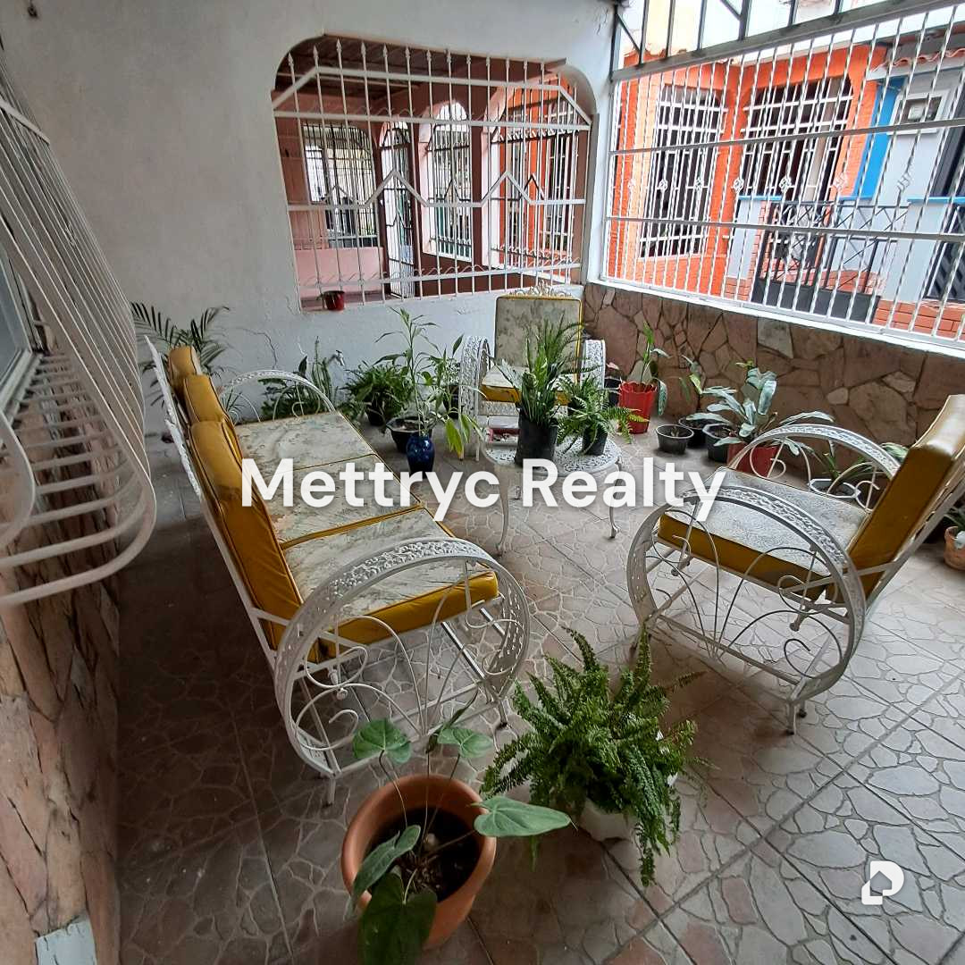 Casa en Valencia – 4