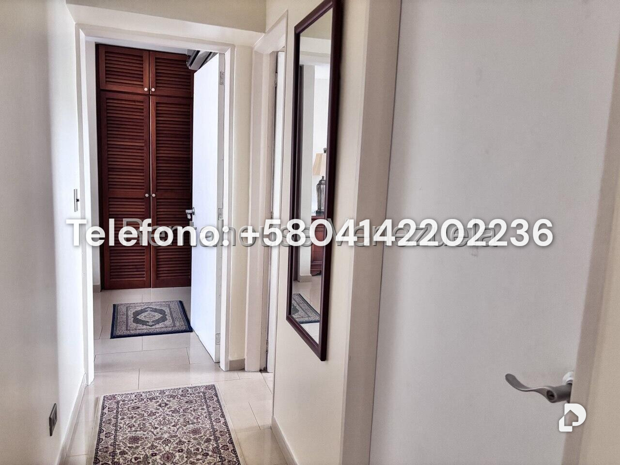 Apartamento en Los Palos Grandes, Caracas – 23