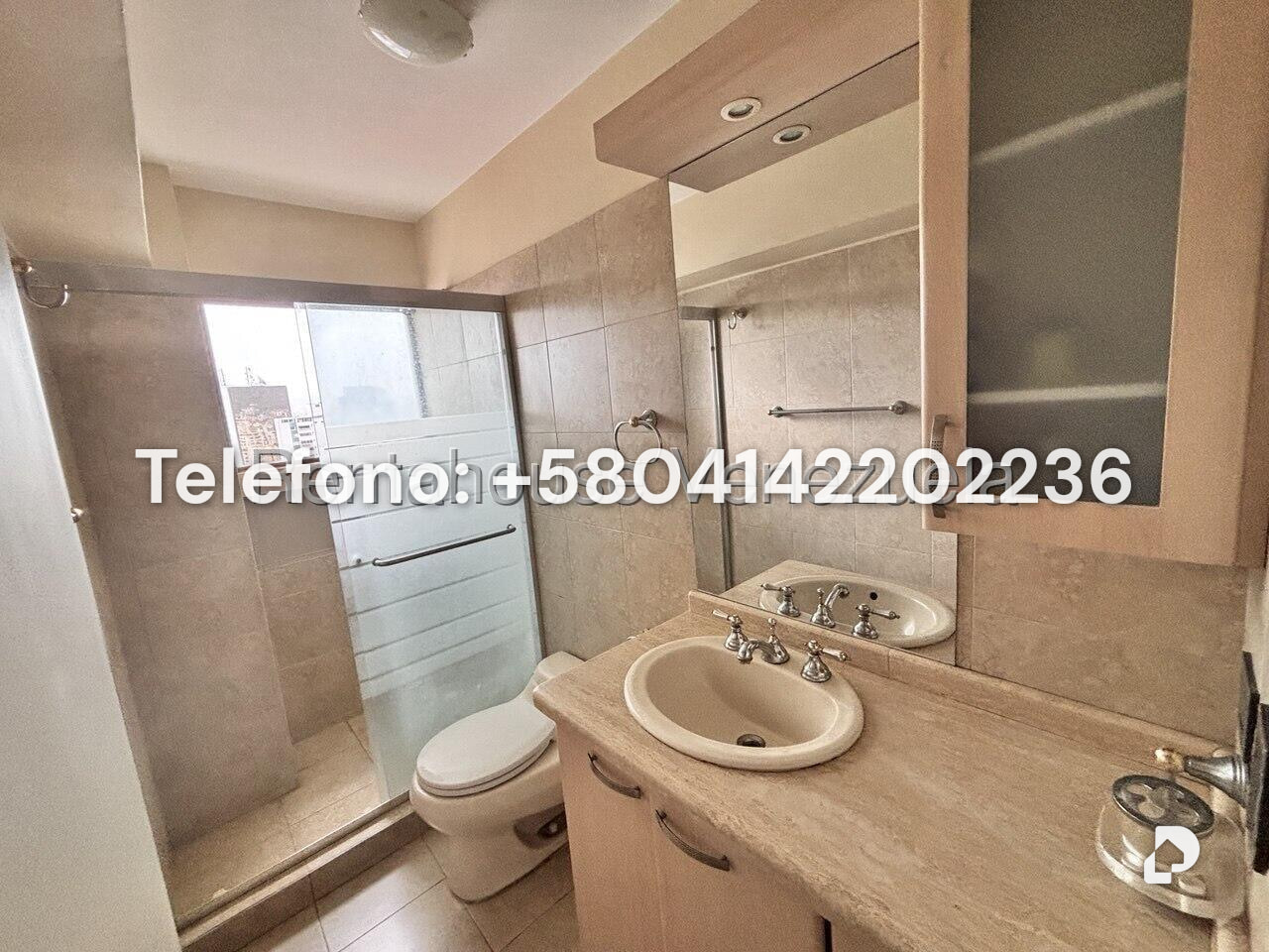 Apartamento en Los Palos Grandes, Caracas – 29