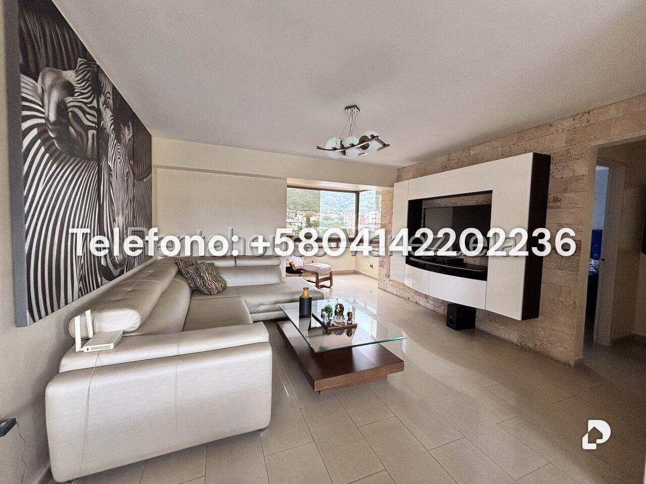 Apartamento en Los Palos Grandes, Caracas – 1