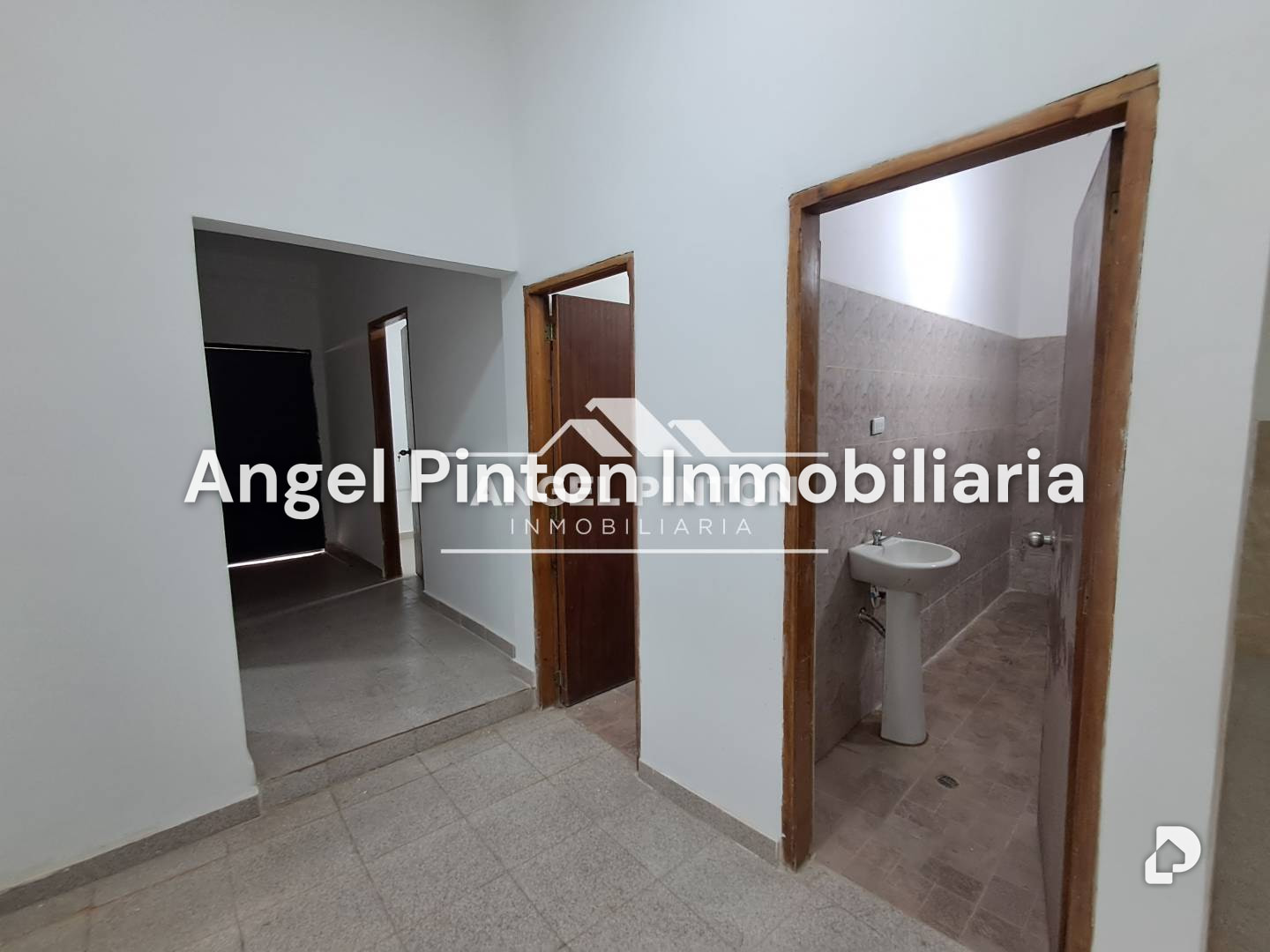 Local comercial en Avenida La Limpia, Maracaibo – 13