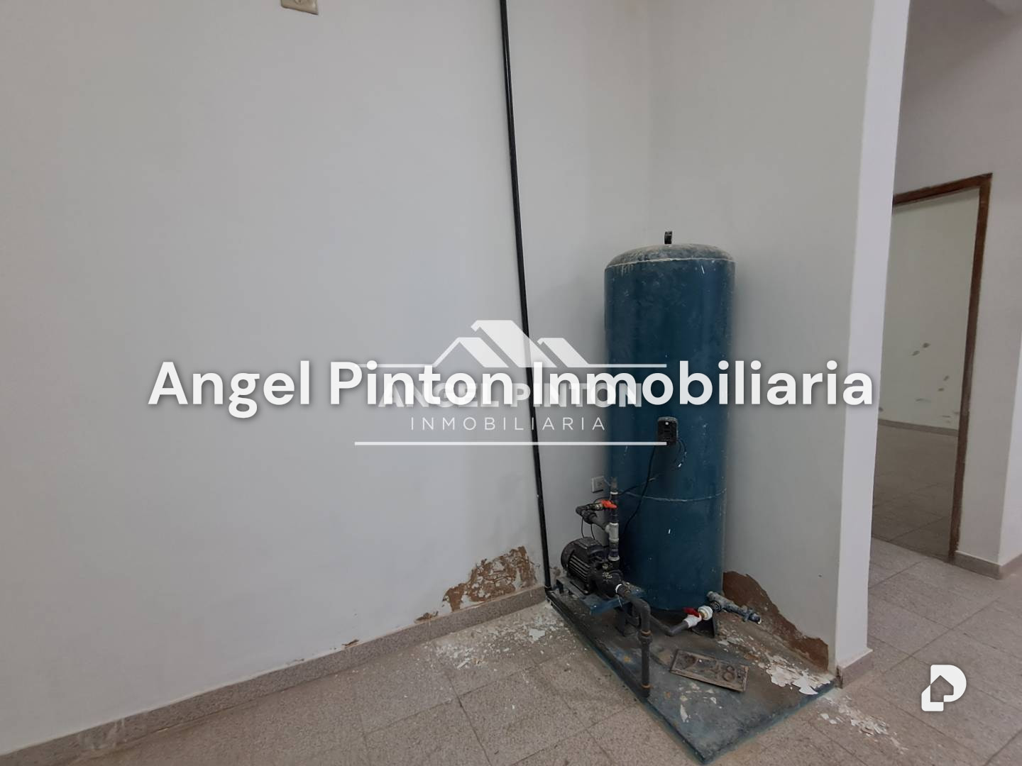 Local comercial en Avenida La Limpia, Maracaibo – 8