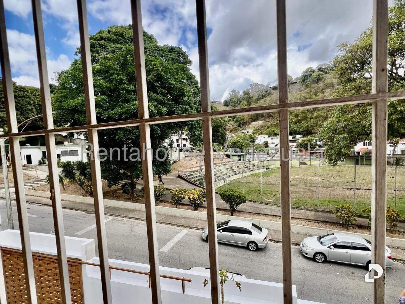 Casa en Santa Sofía, Caracas – 23