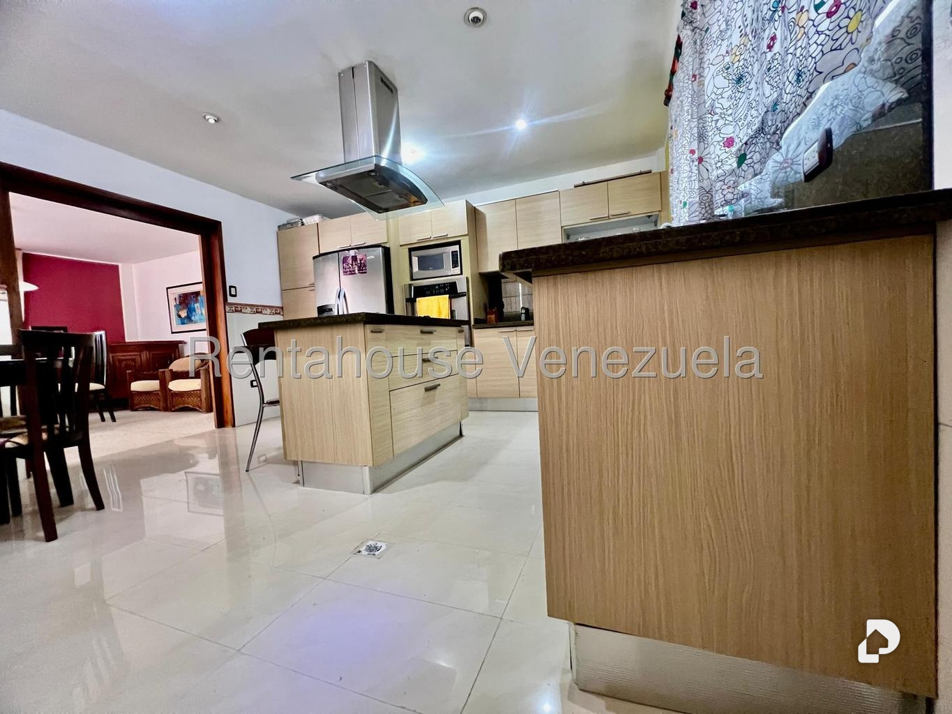 Casa en Santa Sofía, Caracas – 11
