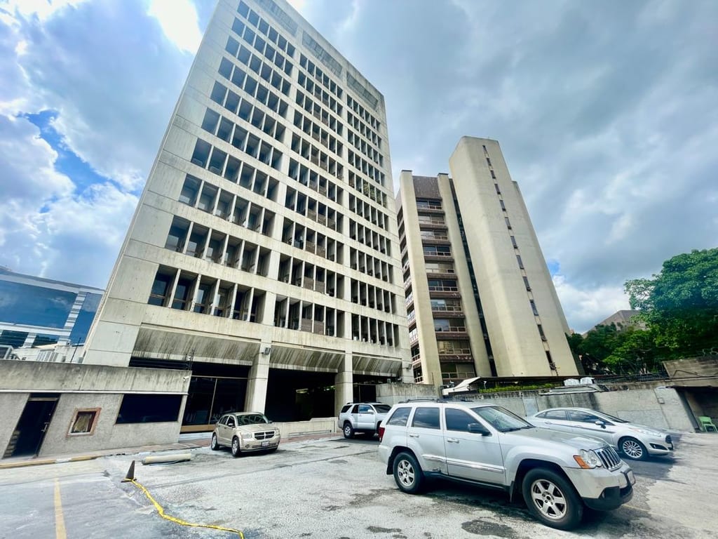 Oficina en Las Mercedes, Caracas - 1