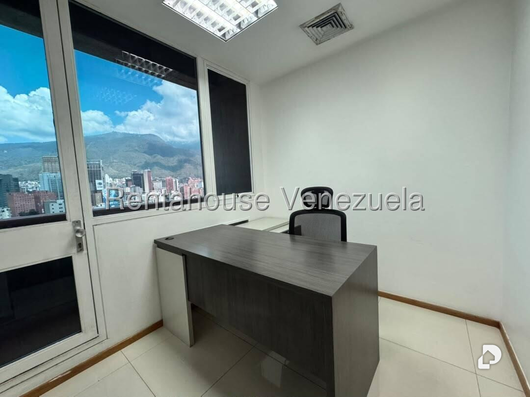 Oficina en Bello Monte, Caracas – 14