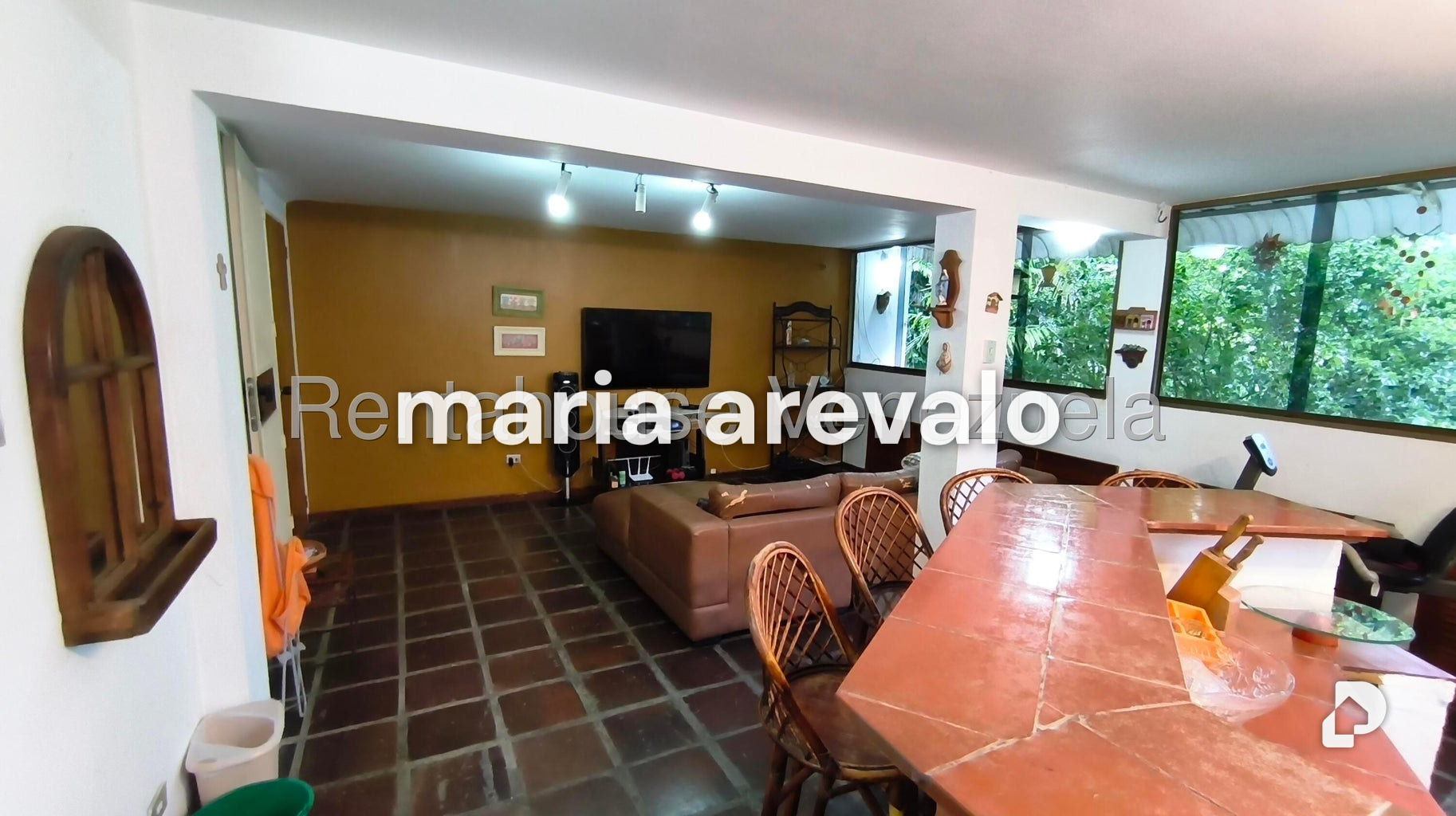 Casa en Lomas De La Trinidad, Caracas – 25