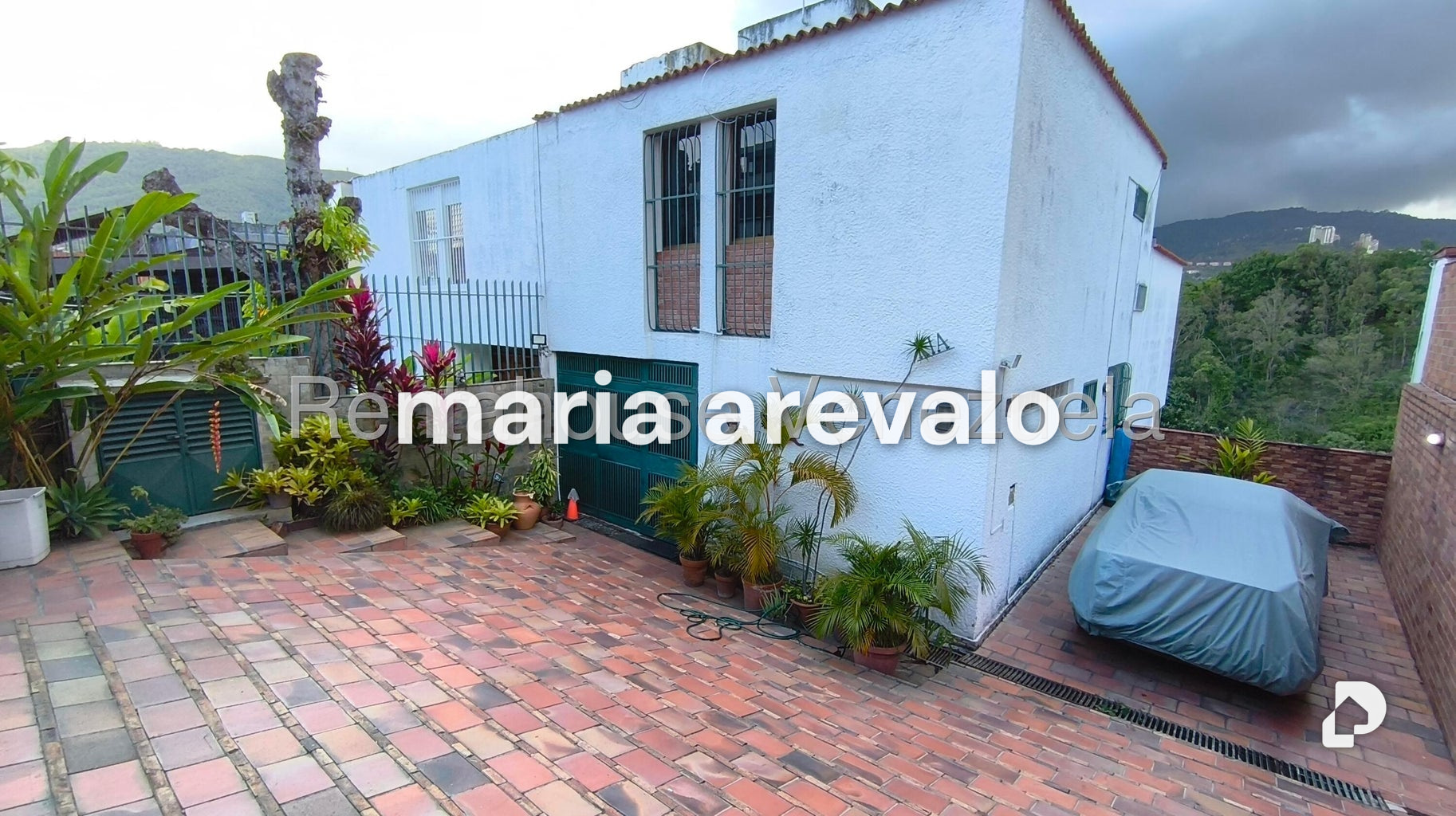 Casa en Lomas De La Trinidad, Caracas – 2
