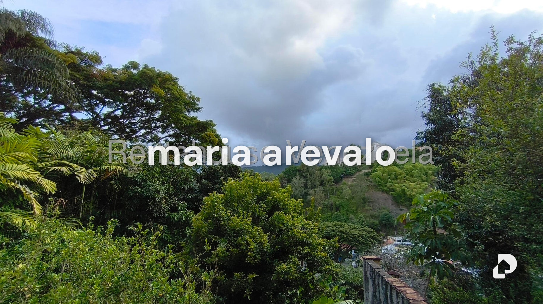 Casa en Lomas De La Trinidad, Caracas – 29