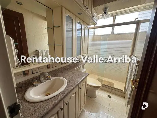 Apartamento en El Paraíso, Caracas – 18