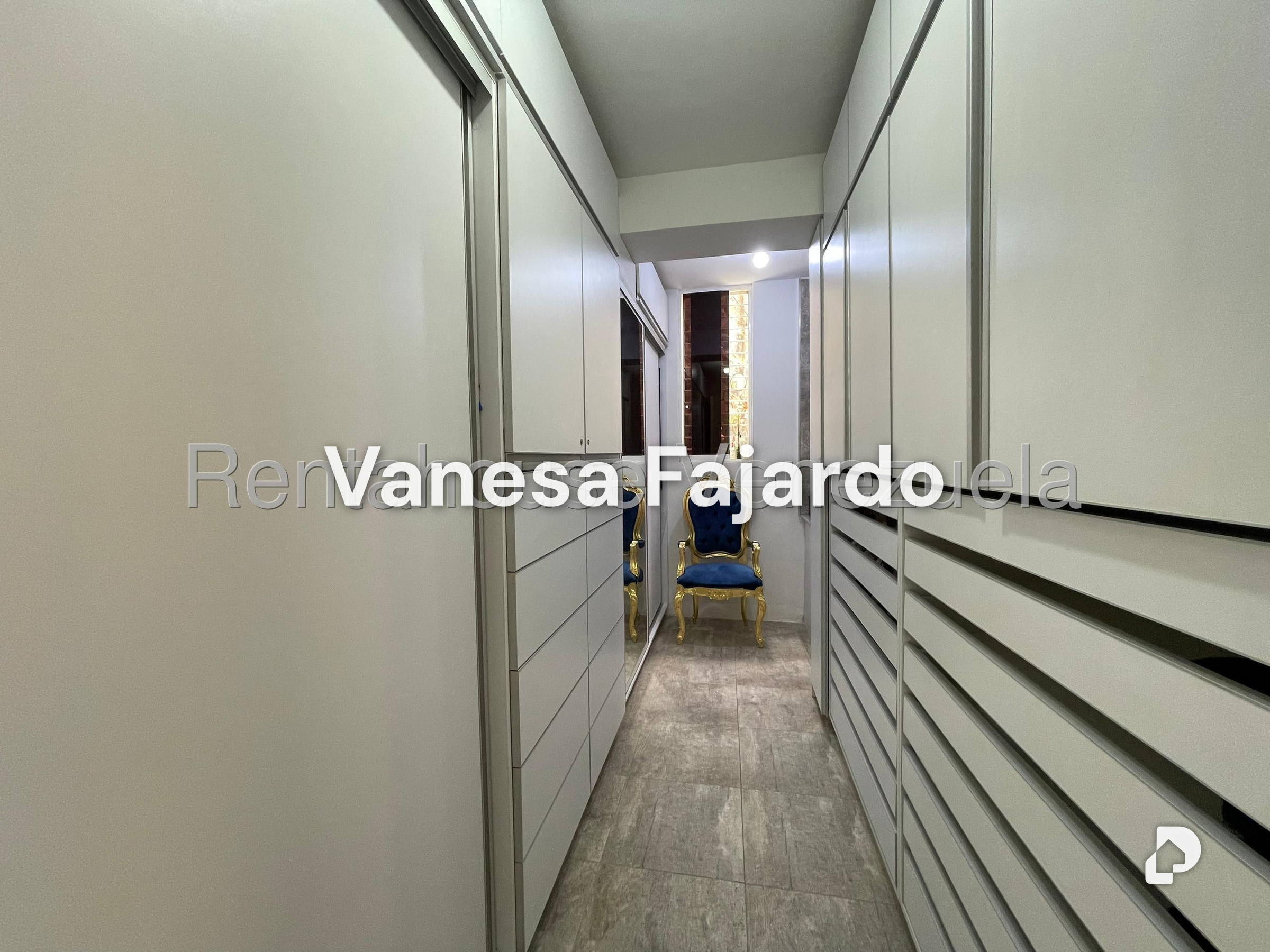 Edificio en Club de Campo, San Antonio de Los Altos – 21
