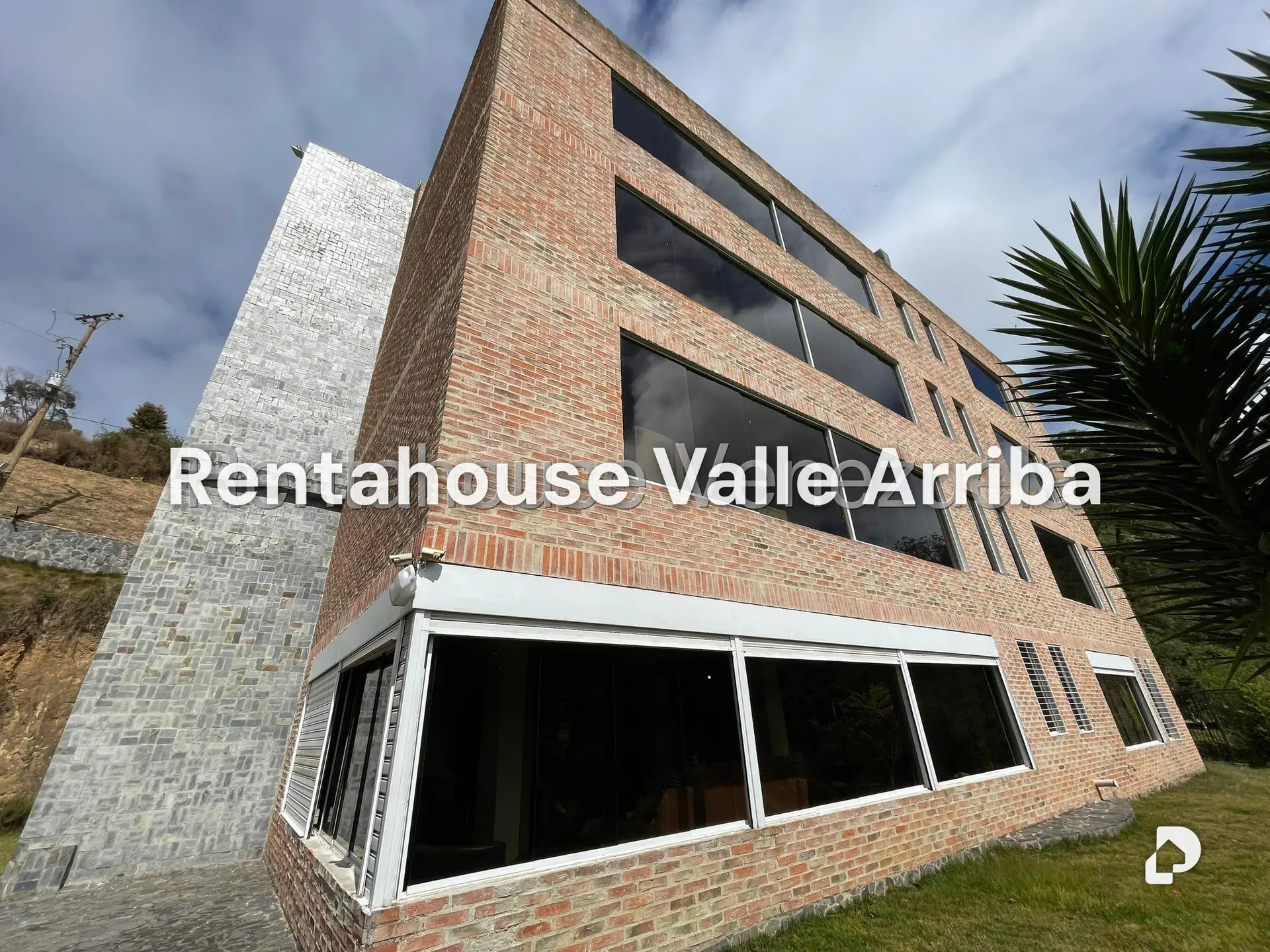 Edificio en Club de Campo, San Antonio de Los Altos