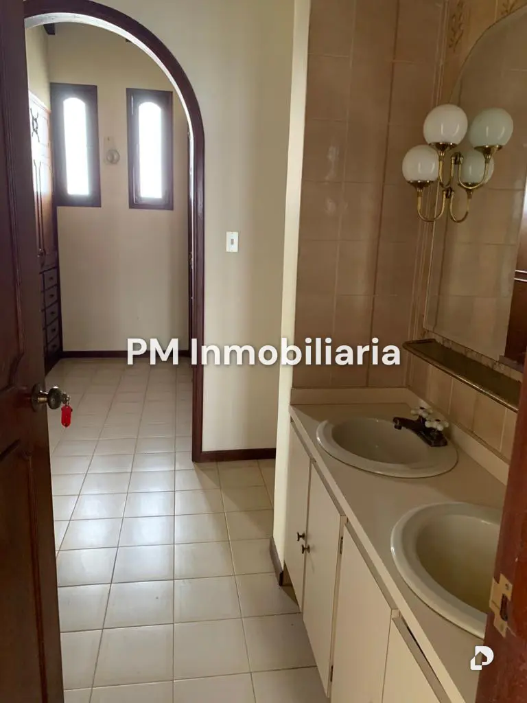 House in Los Naranjos (Las Mercedes), Caracas – 12