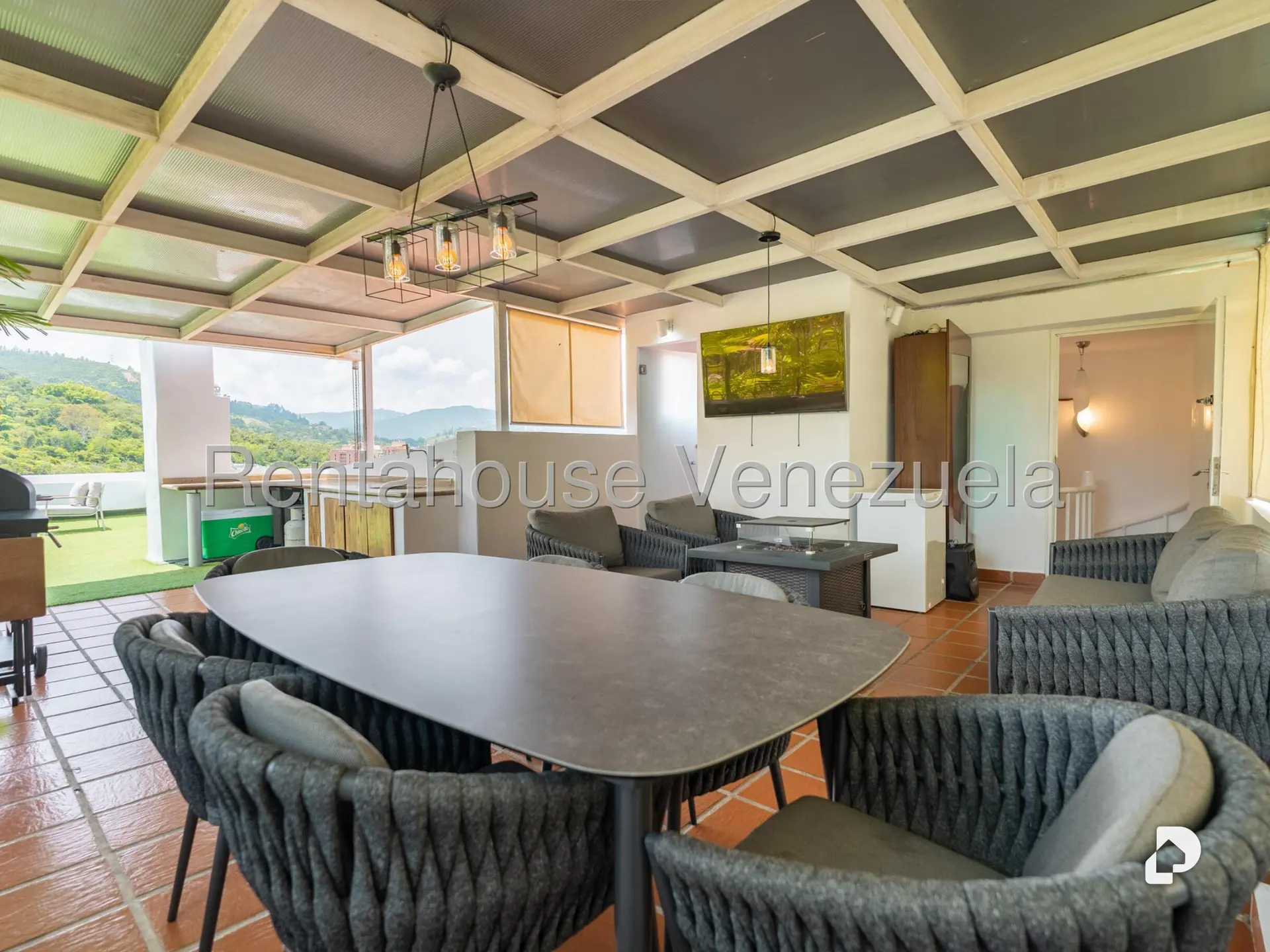 Apartamento en Las Esmeraldas, Caracas – 24