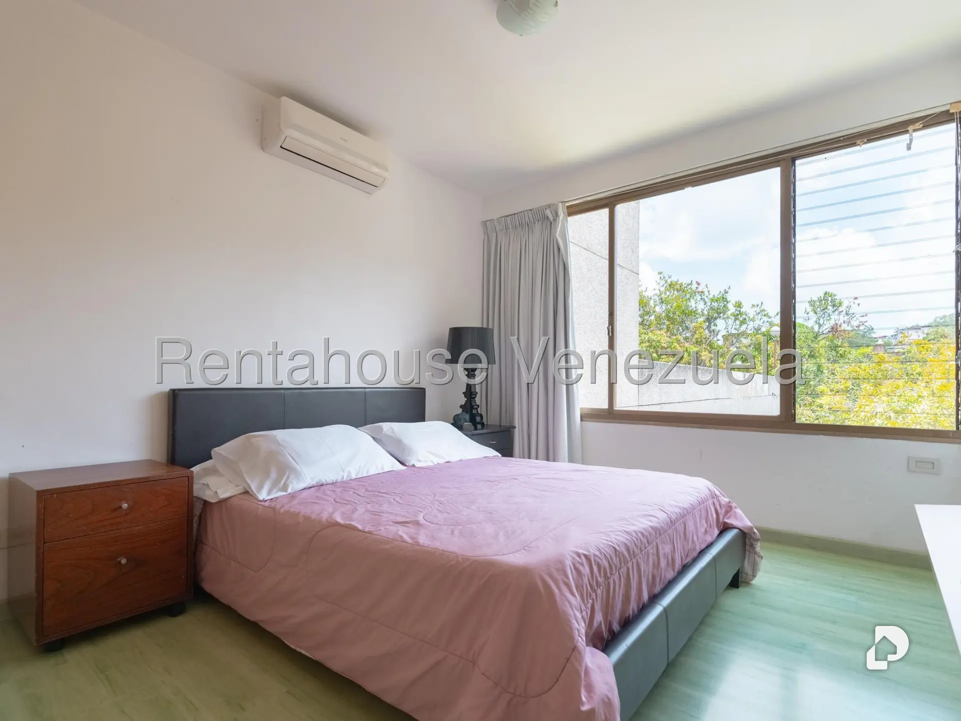 Apartamento en Las Esmeraldas, Caracas – 9