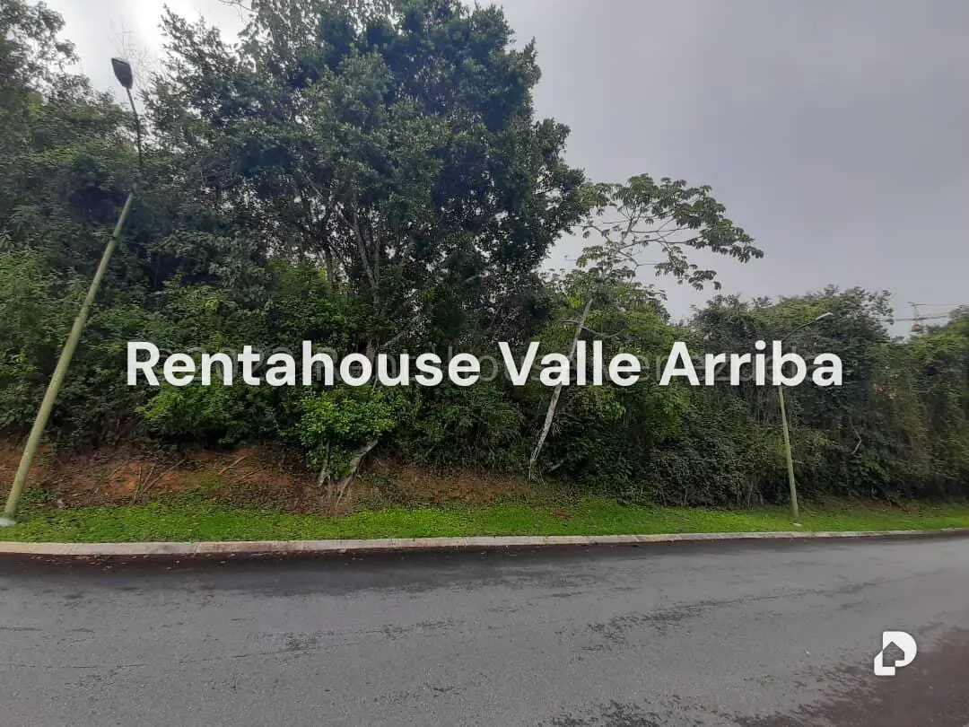 Terreno en El Hatillo, Caracas – 1