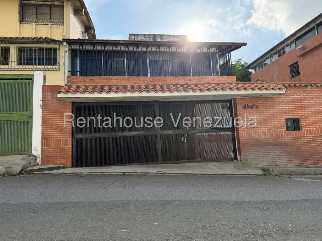 House in Colinas de Bello Monte, Caracas - 1